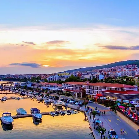 Magic Dreams Spacious Apartament Sveti Vlas