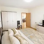 Magic Dreams Spacious Apartment