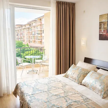 Апартаменты Magic Dreams Spacious Свети-Влас